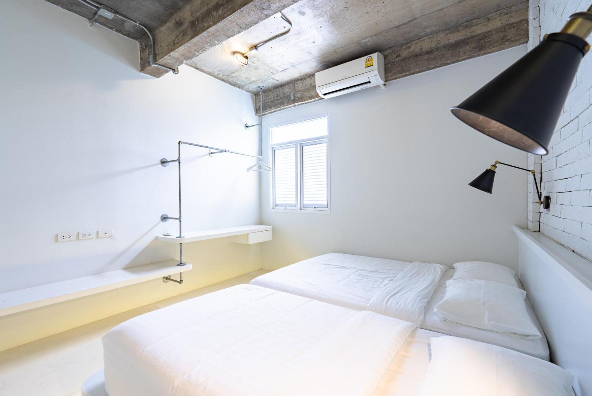 Siam Plug In Hostel Bangkok Dış mekan fotoğraf