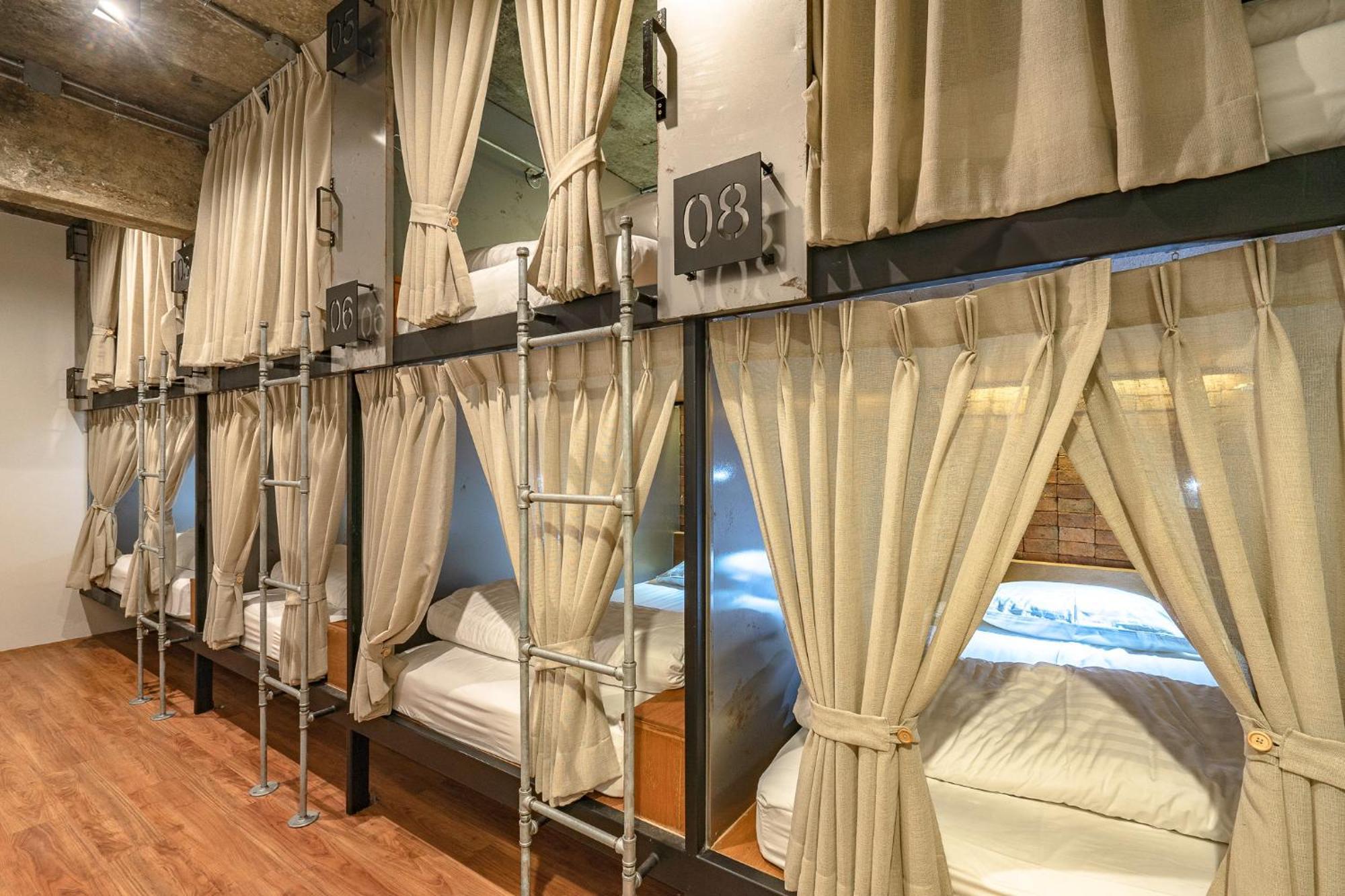 Siam Plug In Hostel Bangkok Oda fotoğraf