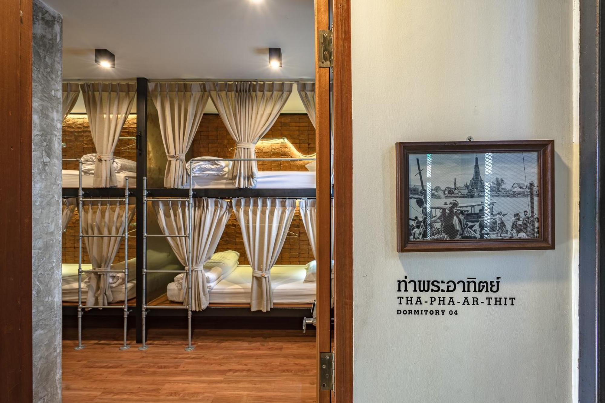 Siam Plug In Hostel Bangkok Dış mekan fotoğraf