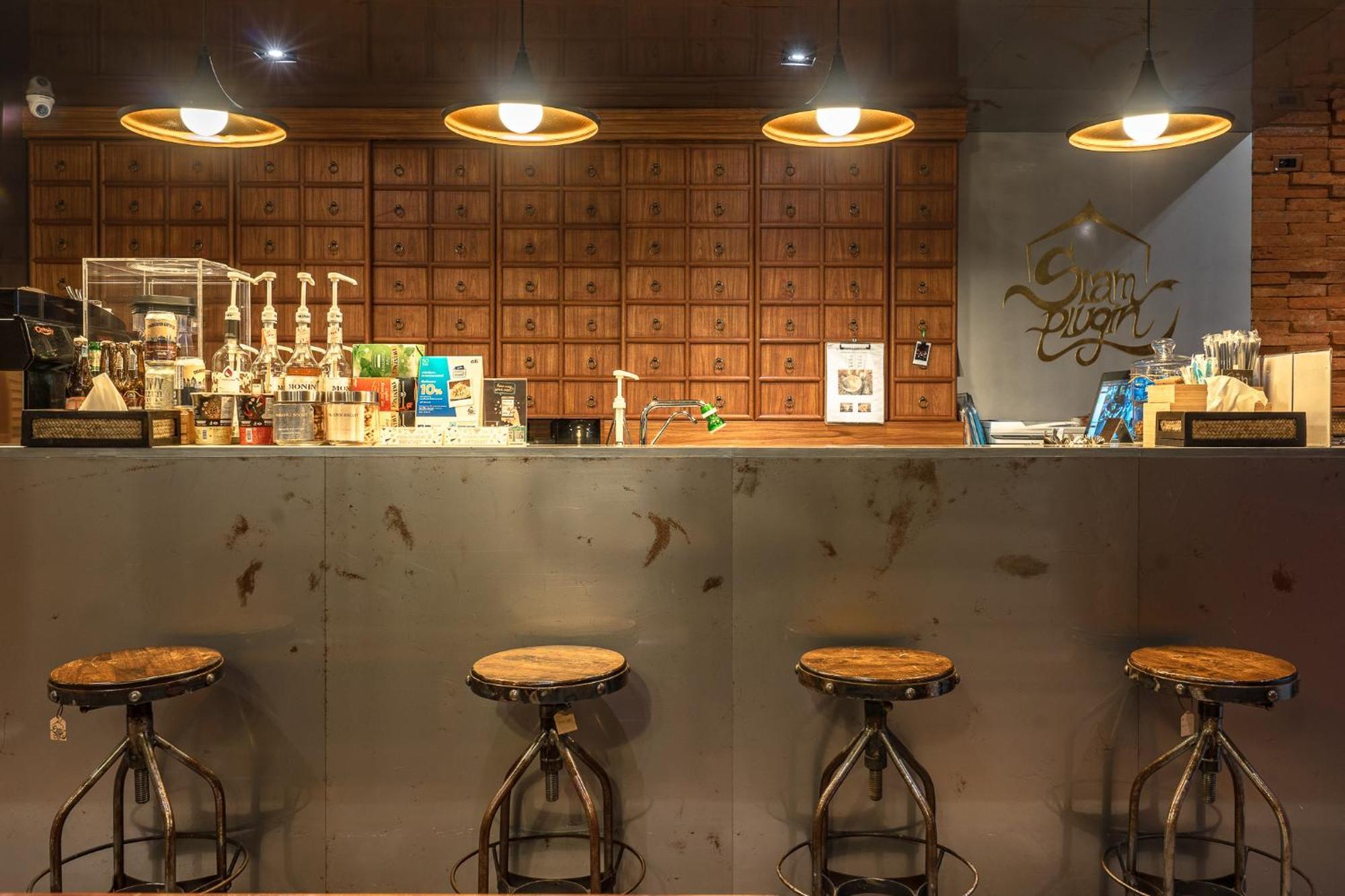 Siam Plug In Hostel Bangkok Dış mekan fotoğraf